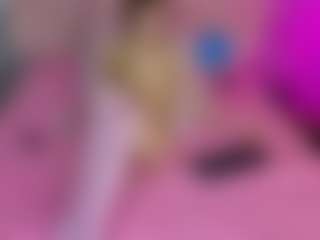 Akilla-Queen's Live Sex Cam Show