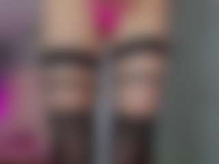 Akilla-Queen's Live Sex Cam Show