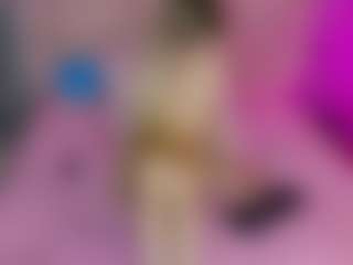 Akilla-Queen's Live Sex Cam Show