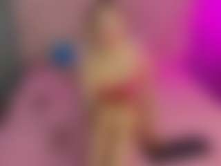 Akilla-Queen's Live Sex Cam Show