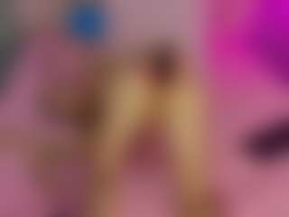 Akilla-Queen's Live Sex Cam Show