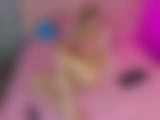 Akilla-Queen's Live Sex Cam Show