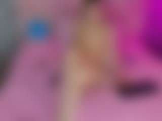 Akilla-Queen's Live Sex Cam Show