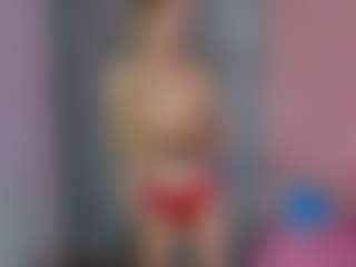 Live cam show with Akilla-Queen - Mistress on StripNow