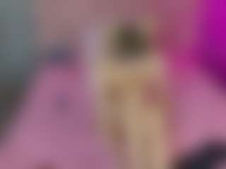 Live cam show with Akilla-Queen - Oil on TeamSkeetLive