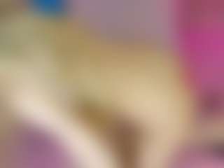 Live cam show with Akilla-Queen - Cute on Camsoda
