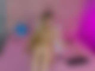 Live cam show with Akilla-Queen - Yoga Young Adult on Camsoda