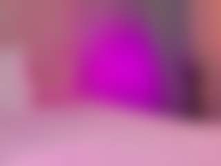 Akilla-Queen's Live Sex Cam Show