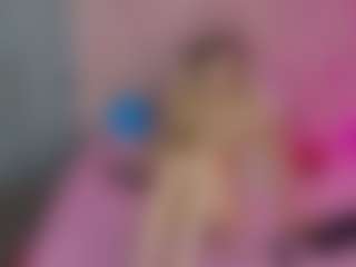 Live cam show with Akilla-Queen - Cute on hornycams.live