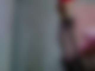 Live cam show with Akilla-Queen - Blonde Hair Shaved Pussy on fapnchat