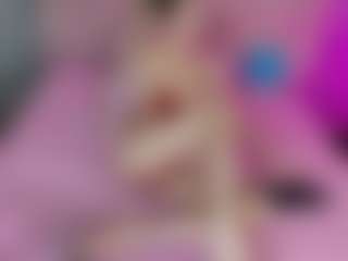 Akilla-Queen's Live Sex Cam Show