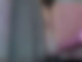 Live cam show with Akilla-Queen - Blonde Hair on Big Tits
