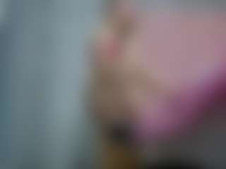 Akilla-Queen's Live Sex Cam Show