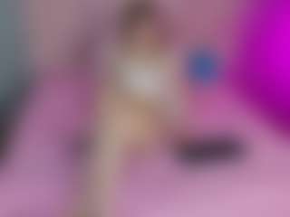 Live cam show with Akilla-Queen - Blonde Hair Small Tits on madthumbs