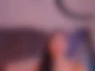 Live cam show with dione-ht - Control on Free Soda