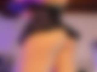 Live cam show with KiimLee - Toes on Cam Slut