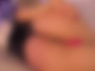 Live cam show with KiimLee - Toes on UwU Esports