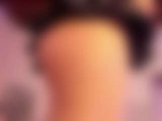 Live cam show with KiimLee - Toes on CamClone