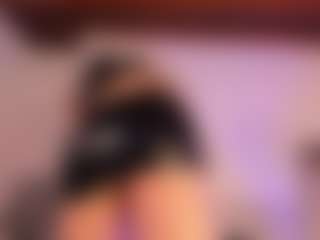 KiimLee's Live Sex Cam Show