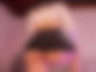 Live cam show with KiimLee - Black Big Ass on SpankPalCams