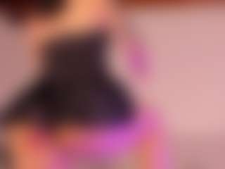 Live cam show with KiimLee - Athletic Tease on slutload