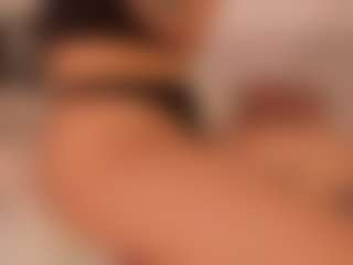 Live cam show with KiimLee - Black Blowjob on camtv