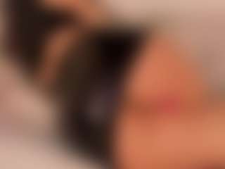 Live cam show with KiimLee - Sexwebcam Ebony on SmokeAndPoke | colombia