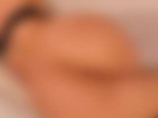 Live cam show with KiimLee - Black Fetish on Camsoda