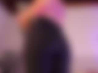 Live cam show with KiimLee - Full Nudity on CamwithHer