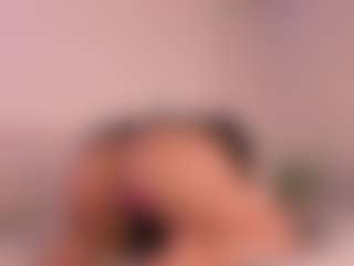 Live cam show with KiimLee - BBW on Camsoda