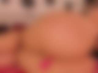 Live cam show with KiimLee - Toes on xxxlivecams.org