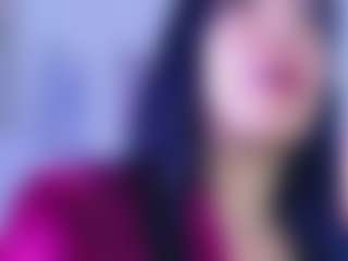 Live cam show with littleebluee - Facial on Camsoda