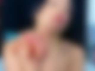 Live cam show with littleebluee - Threesome on Camsoda