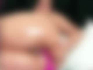 Live-Cam-Show mit littleebluee - Cosplay Blonde Hair auf Camsoda