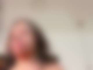 Live cam show with littleebluee - Facial on boobsie.com