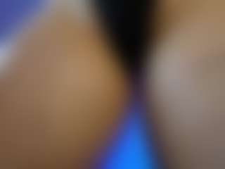 littleebluee's Live Sex Cam Show