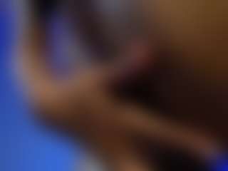 Live cam show with littleebluee - Cosplay Toys on xDating