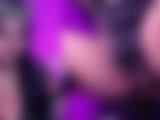 Live cam show with PetiteSofia - Average on Free Soda