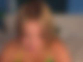 Live cam show with Mavis-Willis - College on Fling VIP Chat