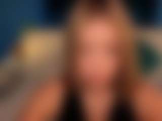 Live cam show with Mavis-Willis - Blonde Hair College on UwU Esports