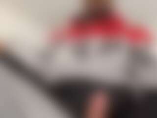 charlyeink's Live Sex Cam Show