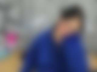 Live cam show with dianarous - Ebony Petite on camwithhim.com