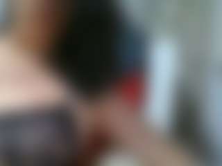 eljosipe MILF webcam performer live streaming