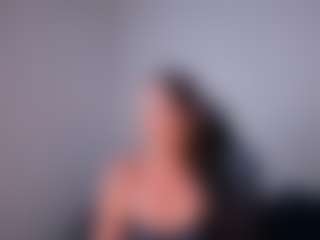 KasandraMature MILF webcam performer live streaming