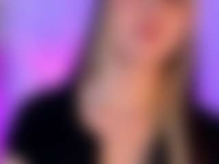 liaa-18's Live Sex Cam Show