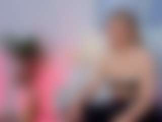 Live cam show with Sky - Fingering on Uber Horny
