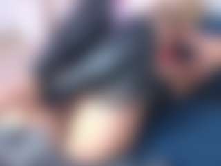 Live cam show with Sky - Smoking on CamwithHer