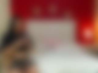 Mia-coluccii's Live Sex Cam Show