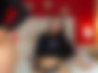 Mia-coluccii's Live Sex Cam Show