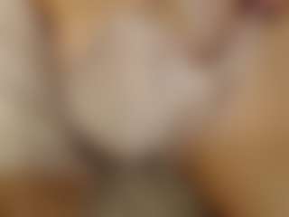 Live cam show with Mia-coluccii - Sex on Camsoda